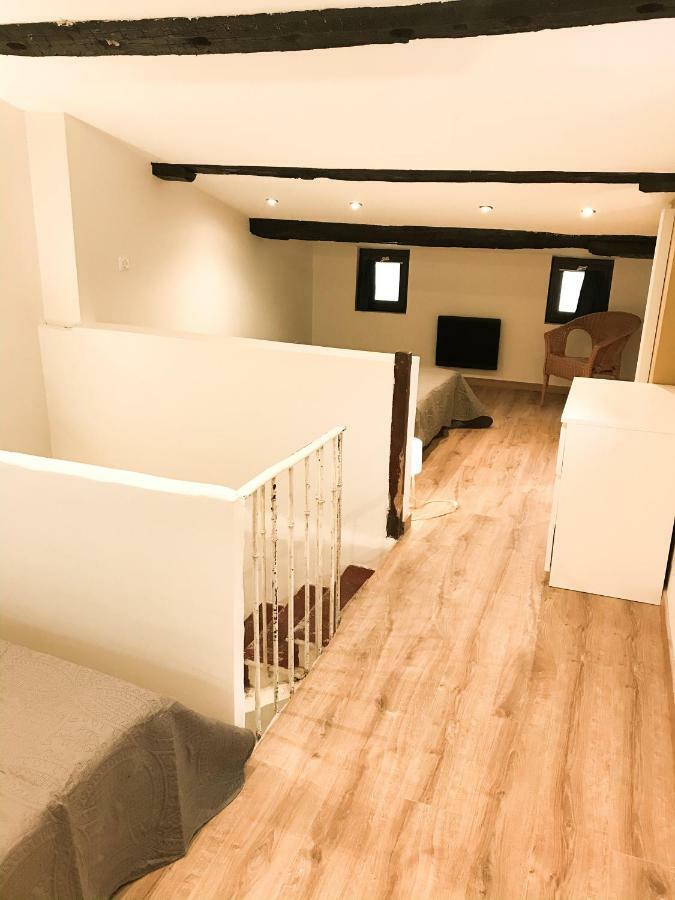 Ferienwohnung T3 Duplex Design Hypercentre Cathedrale Narbonne Exterior foto